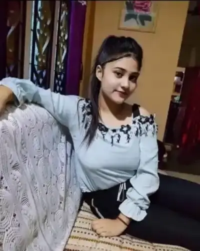 Escorts Service In Dambo Rongjeng